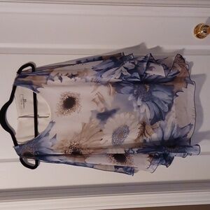 M.I.K.O Floral Layered Blouse